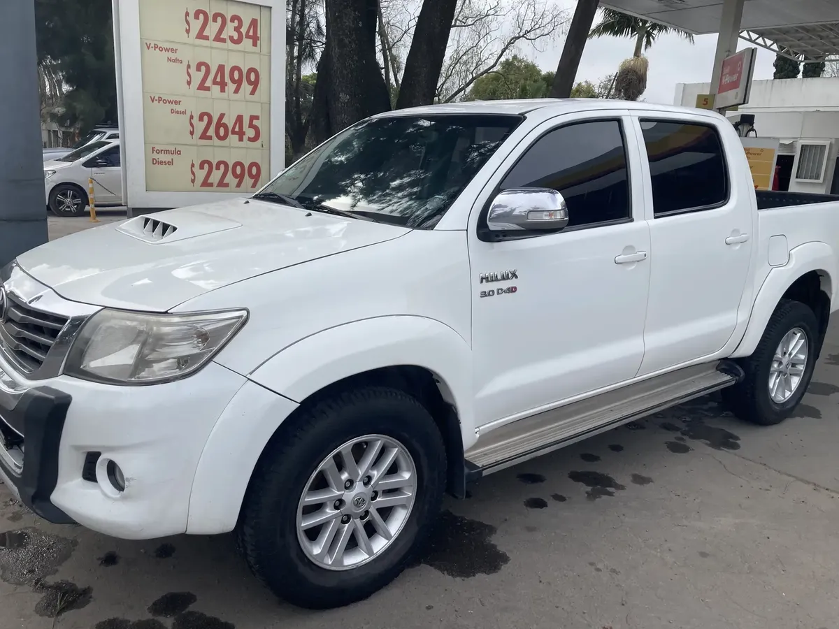 Toyota Hilux Pick-Up 3.0 Cd Srv I 171cv 4x2