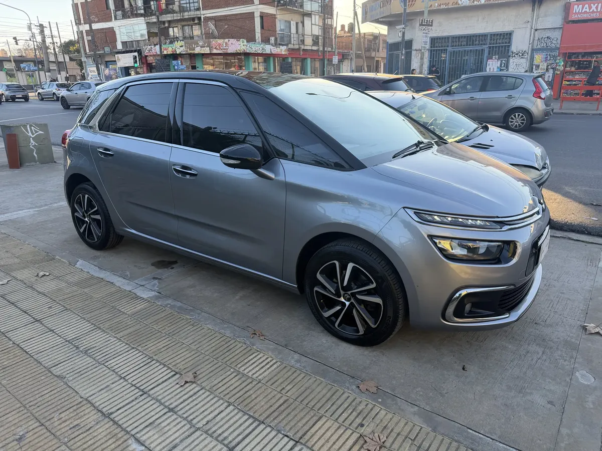 Miniatura 8