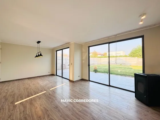 Arriendo De Casa En Santa Elena - Chicureo
