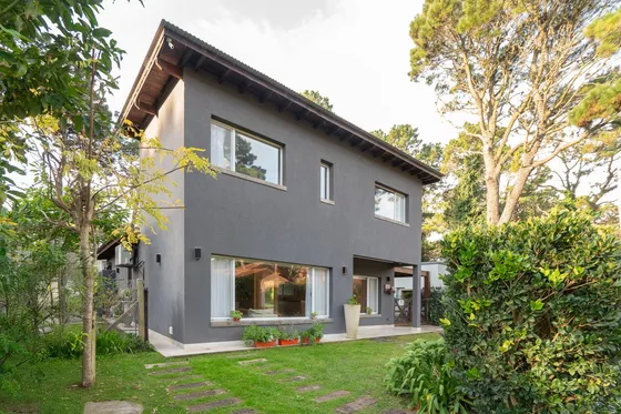 Casa En Venta 4 Ambientes Pinamar Lasalle