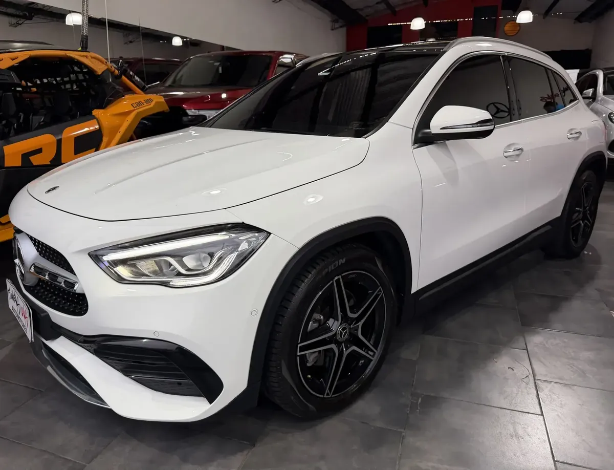Mercedes-Benz GLA Class 2.0 GLA250 AMG-Line 211 HP