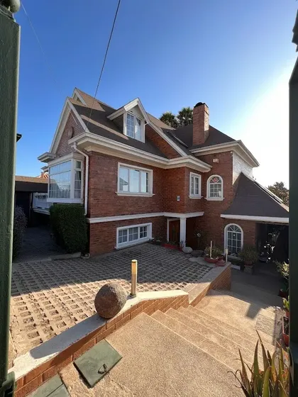 Casa En Av. Juan Cisternas / La Serena