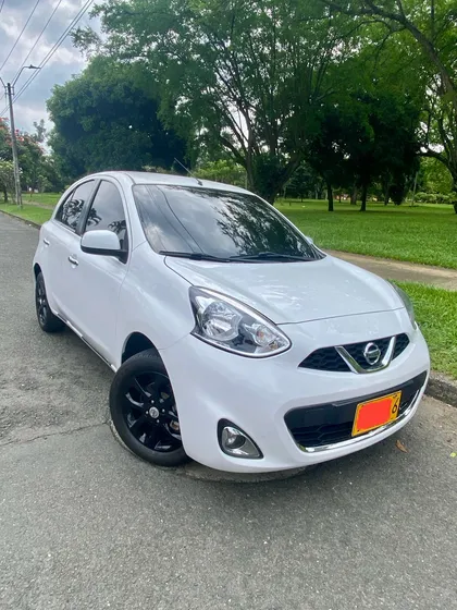 Nissan March 1.6 Advance