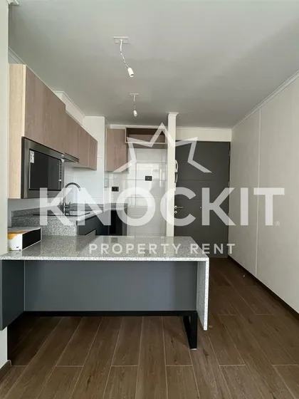 Departamento En Arriendo De 1b1d En San Joaquín Pid01890