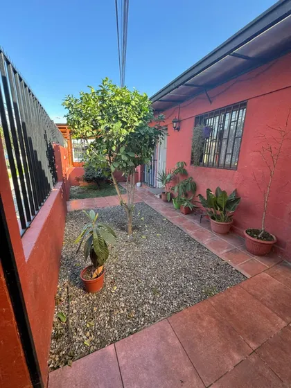Av Carlos Valdovinos, San Joaquin, Casa 3 Dorm Y 1 Baño