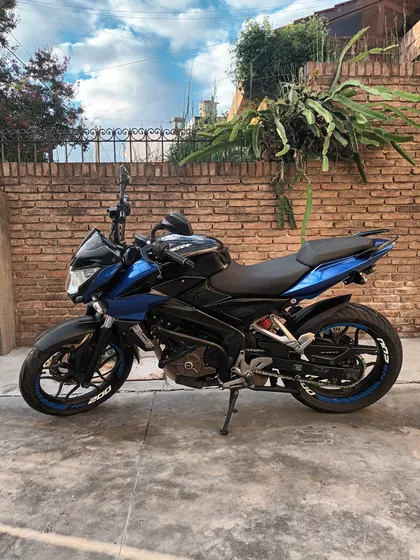 Bajaj Rouser Ns 200 Usada