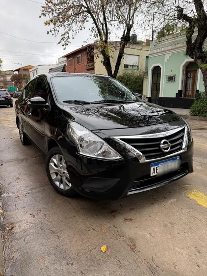 Nissan Versa 1.6 Advance At