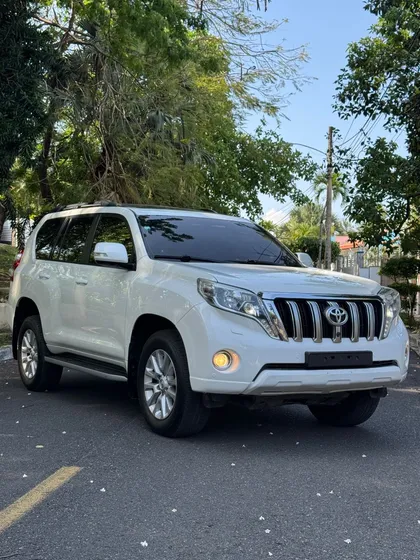 Toyota Prado Americana