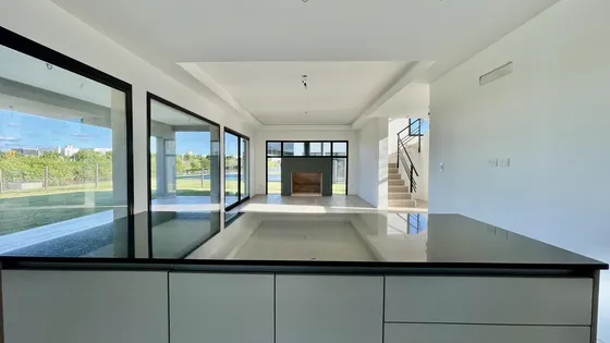 Casa En El Canton Golf - A Estrenar - En Venta - A Espejo De Agua - 4 Habitaciones Mas Oficina