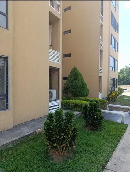 Ad, Venta De Apartamento En Valle Topacio Etapa Ii