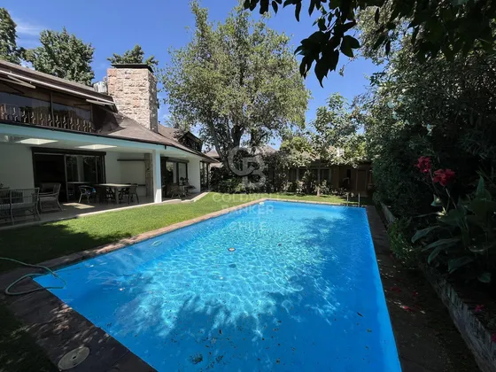 ¡increíble Casa En Los Dominicos!