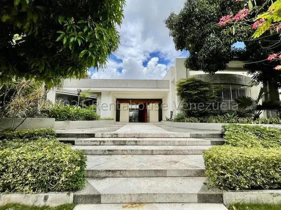 Casa En Venta 24-4385 En Los Chorros