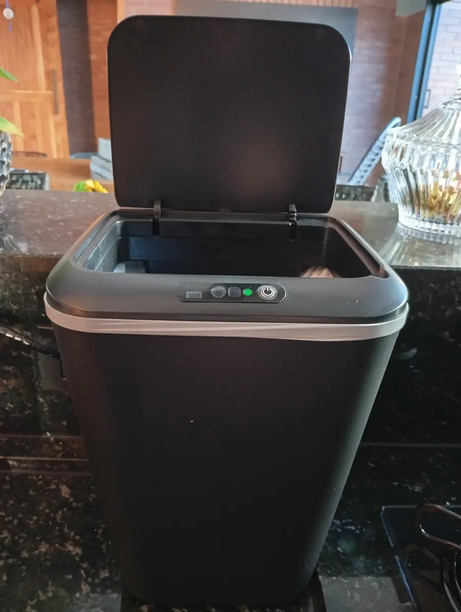 Lixeira Inteligente Sensor Automático 16l Cor Preto Recarregável Smart Banheiro E Cozinha...