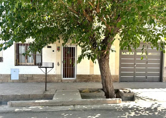 Casa En Venta En Guaymallen