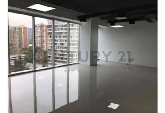 Venta Oficina 76 M2 Metro Manquehue