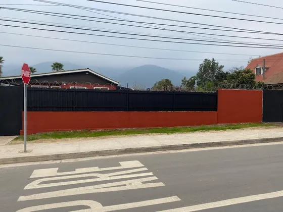 Venta Casa Con Renta En Gran Terreno Urbano De 2.000 Metros.