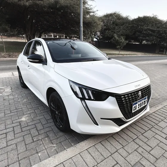 Peugeot 208 1.6 Style Mt