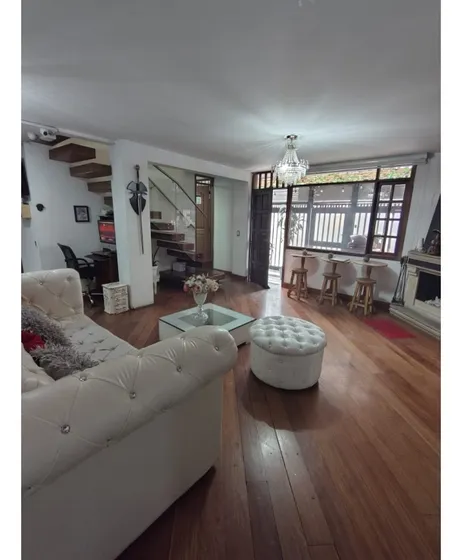 Arriendo Casa Hotel En Modelia