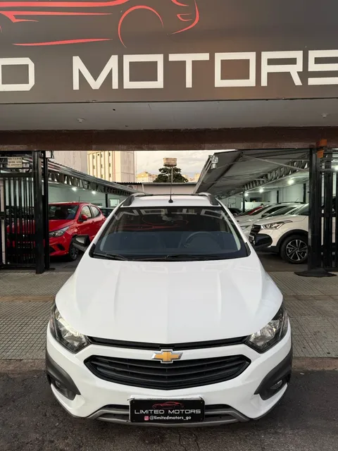 Chevrolet Onix 1.4 Activ Aut. 5p