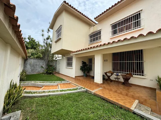 Casa En Venta En Valencia Urb Prebo Ii (mer)
