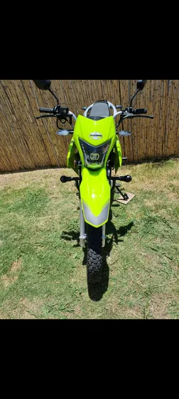 Yumbo Dk200. Muy Poco Uso, 3500 Km.