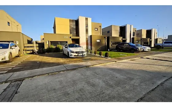 Exclusiva Casa En Condominio Bello Horizonte