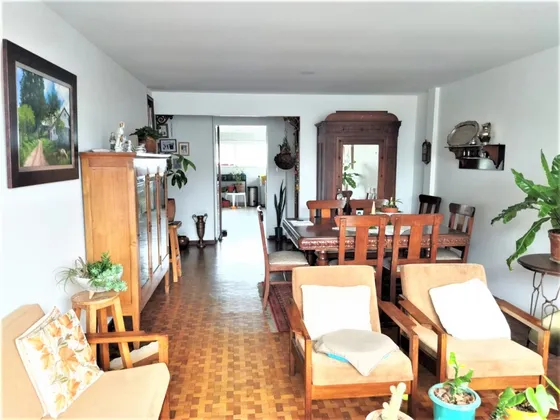 Venta De Apartamento En La Leonora
