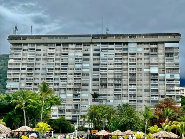 Se Vende Ph 145,22m2 3h/3b/1p Camuri Grande