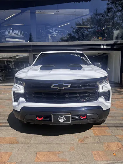 Chevrolet Silverado 5.3 Z71 4x4 At