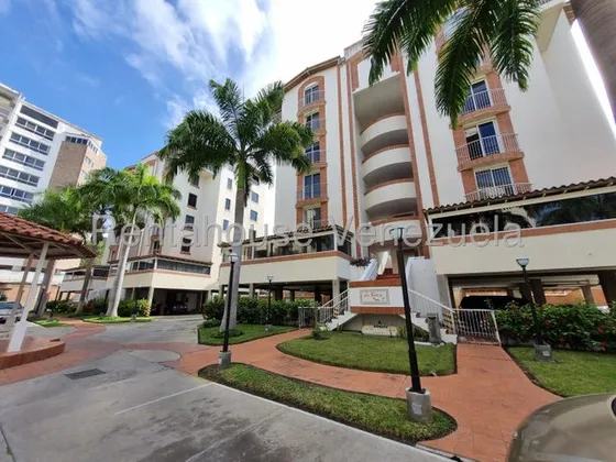 Maribel Morillo Asesor Inmobiliario De Rentahouse Te Ofrece Bello Y Moderno Apartamento De 106m2; Ubicando En Conjunto Con Planta Electrica; Al Este De Barquisimeto  Lara