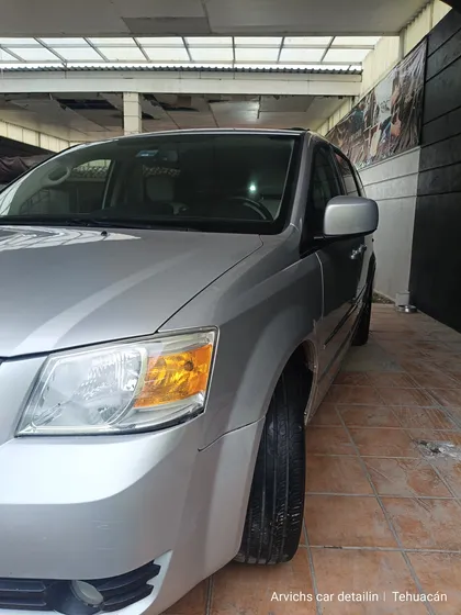 Dodge Grand Caravan 3.7 Sxt At