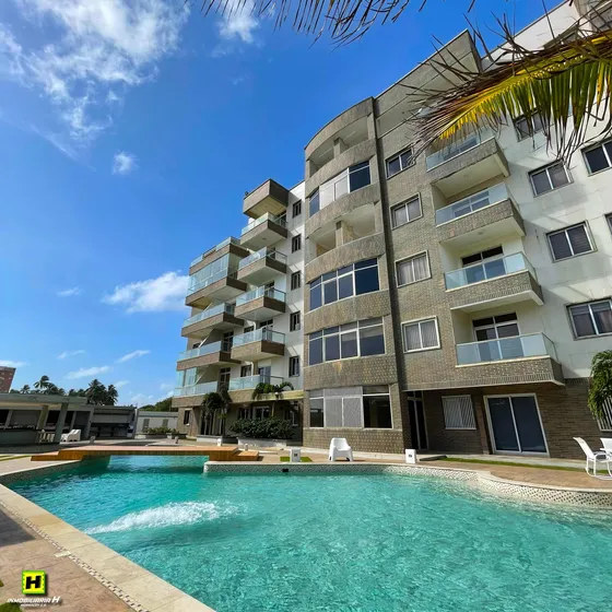 Conjunto Residencial Roca Marina