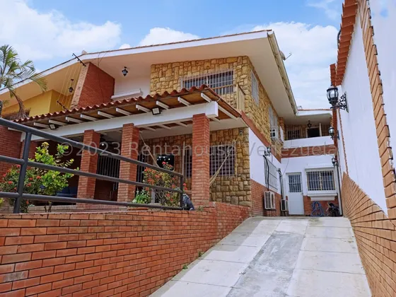 Casa En Venta Los Corales 28/04 Jg 