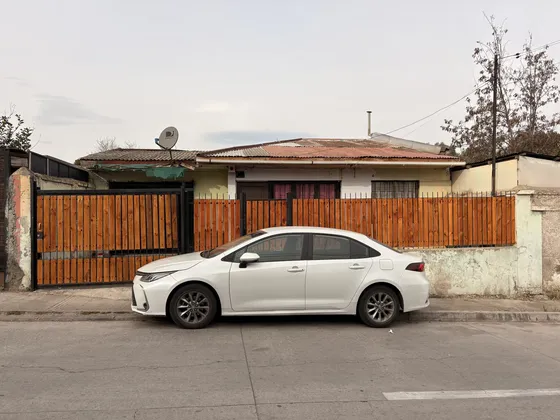 Casa De 1 Piso En Amplio Terreno De 265 M², Cerrillos