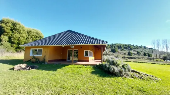 Venta Casa Quinta De 2.25 Has. En La Peregrina, Sierra De Los Padres