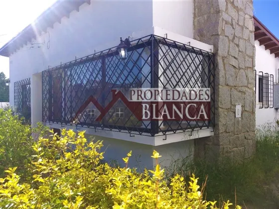 Propiedad De Un Piso Residencial O Comercial