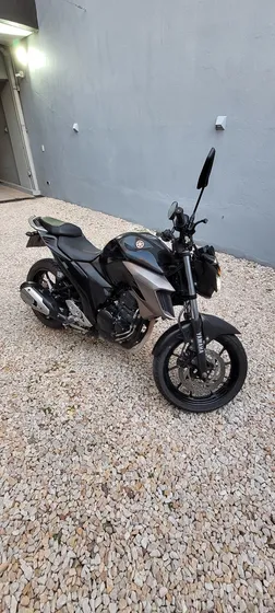 Yamaha Fz25