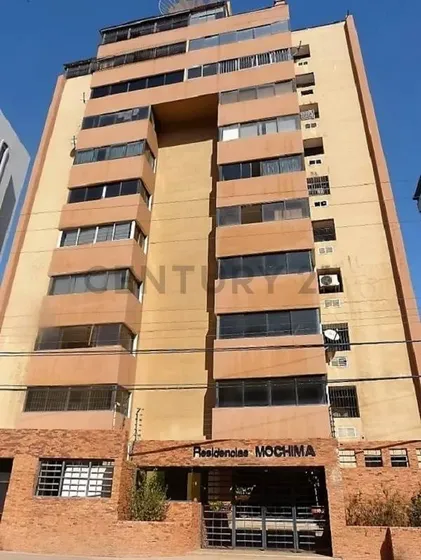 Apartamento En Venta En Barcelona. Colinas Del Neveri. Edificio Mochima