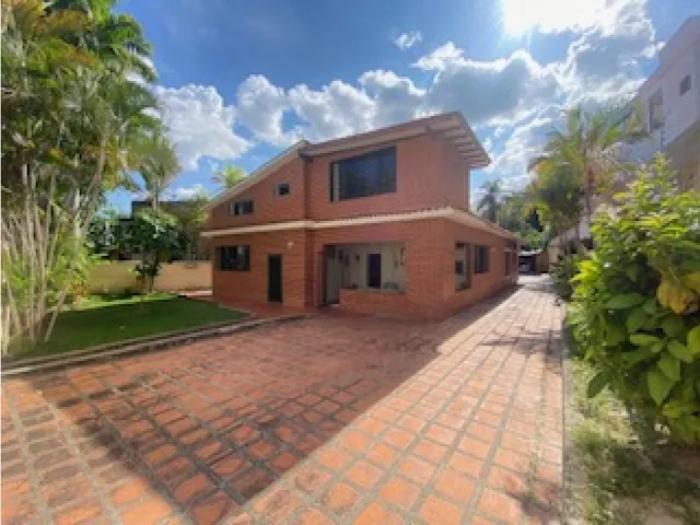 Vendo Casa En Altamira De Una Sola Planta 