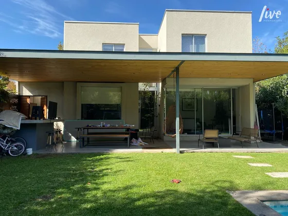 Se Vende Impecable Casa Piedra Roja. Condominio No Perimetr