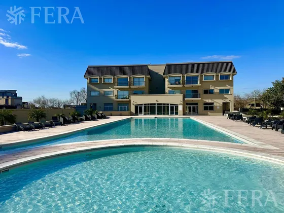 Venta De Departamento 3 Ambientes Con Cochera En Bernal - Klover Plaza