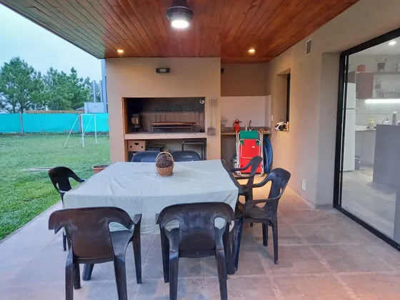 Casa En Cantegril, Funes