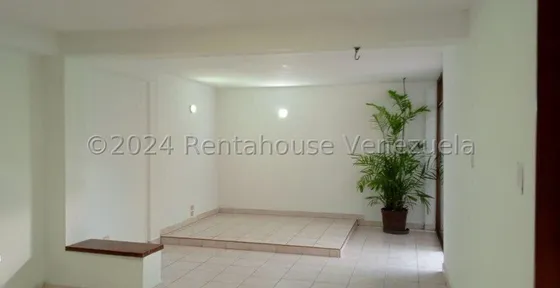 Milagros Inmuebles Apartamento Alquiler Cabudare Lara Zona Centro Economica Residencial Economico Código Inmobiliaria Rent-a-house  25-10220