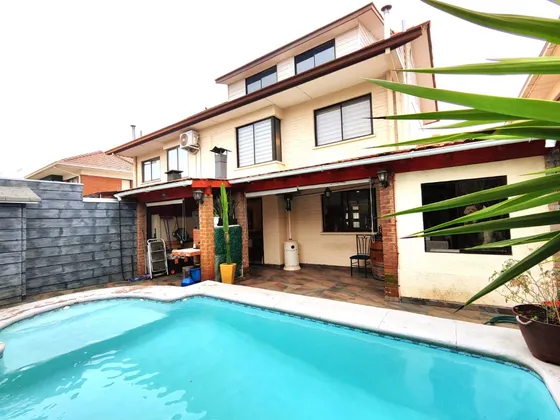 Preciosa, Impecable Y Acogedora Casa En Condominio 
