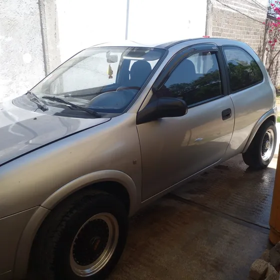 Chevrolet Chevy 1.6 3p Paq B Mt