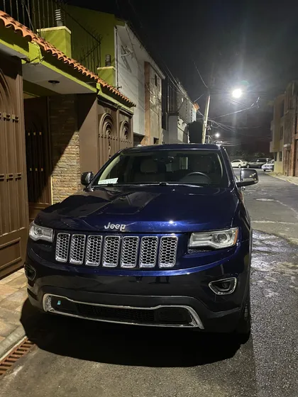 Jeep Grand Cherokee 3.6 Limited Lujo V6 4x2 At
