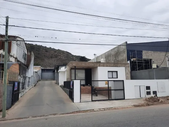 Alquiler Galpon Zona Industrial