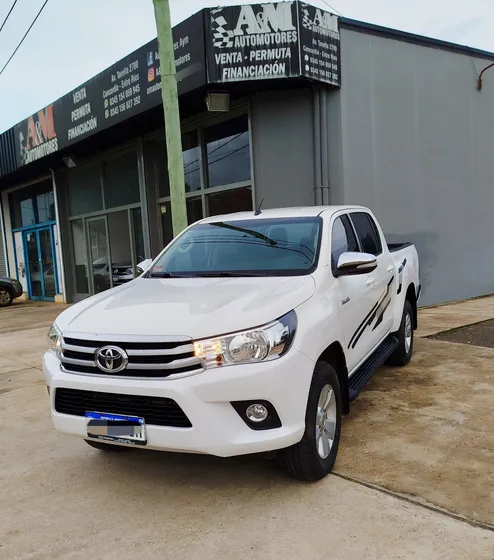 Toyota Hilux Pick-up 2.8 Cd Srv Pack 177cv 4x2