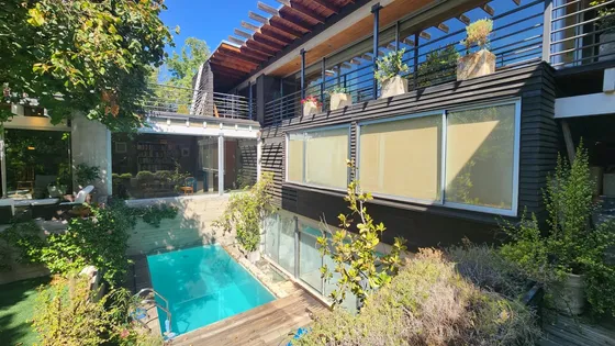 Venta Casa 3d+3b+piscina+3 Pisos Los Almendros Poniente/huec