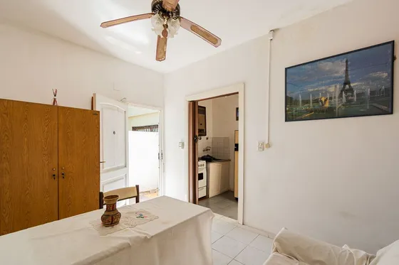 Venta Ph 2 Amb. Y Patio Cerrado En Ramos Mejia